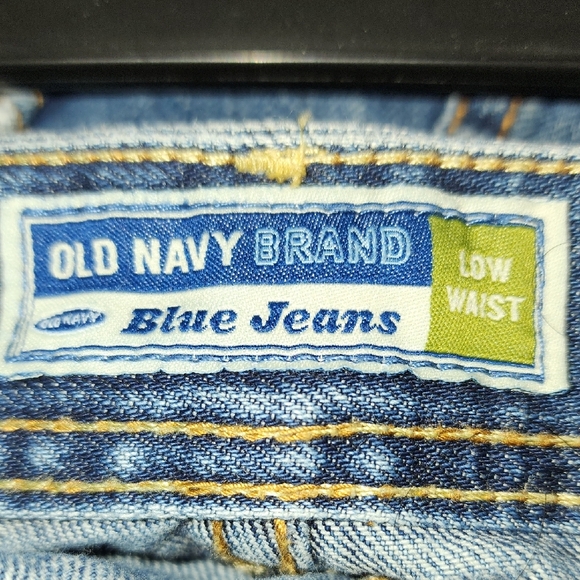 Old Navy Classic Blue Jean Shorts - Picture 5 of 5